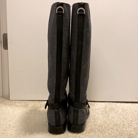 Knee High, Low Heeled 2 Tone Black Leather and Grey Wool Boot. - Picture 3 of 6